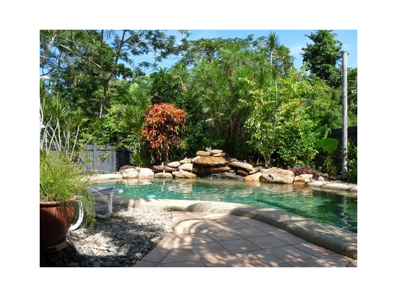 7 Bramble Street, Clifton Beach QLD 4879