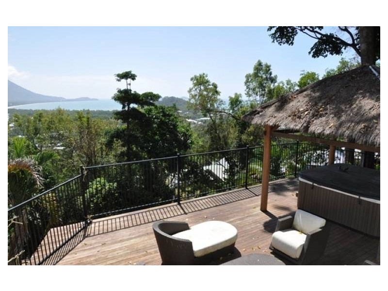 4/7 Tari Place, Trinity Beach QLD 4879