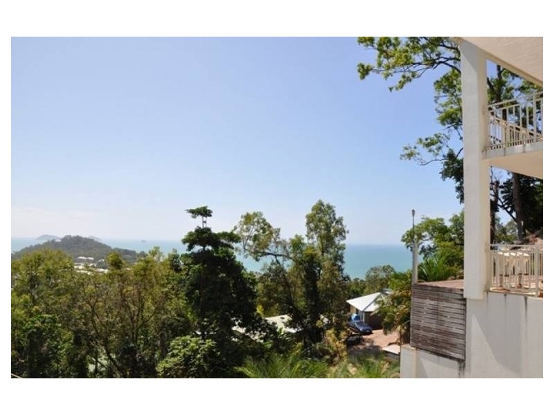 4/7 Tari Place, Trinity Beach QLD 4879