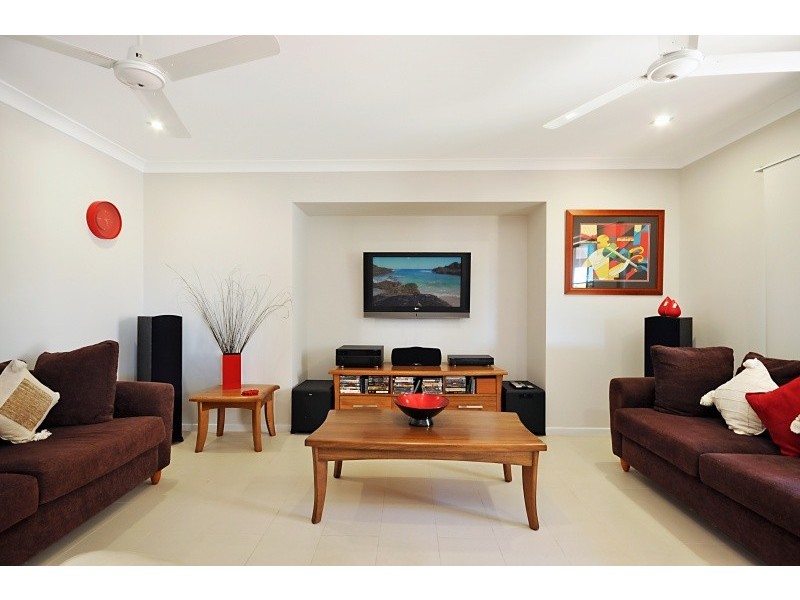 14 Retreat Close, Palm Cove QLD 4879