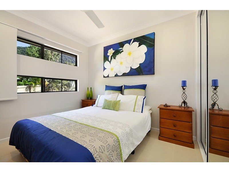 14 Retreat Close, Palm Cove QLD 4879