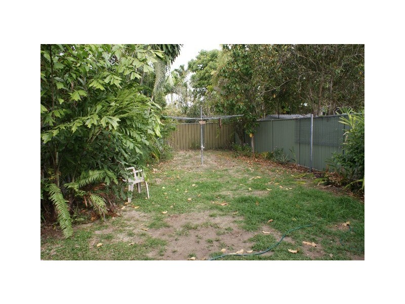 1/44 Bamboo Street, Holloways Beach QLD 4878