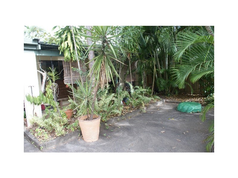 1/44 Bamboo Street, Holloways Beach QLD 4878