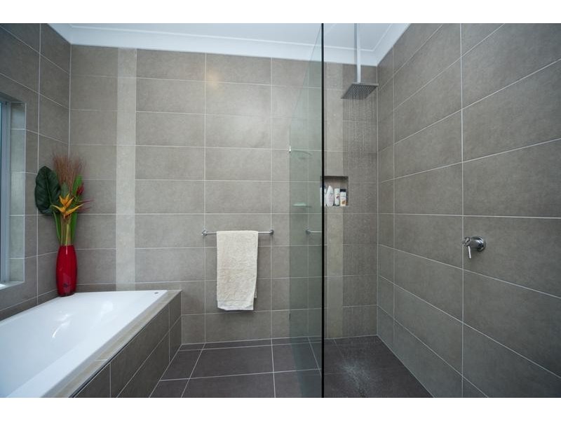 21 Muller Street, Palm Cove QLD 4879