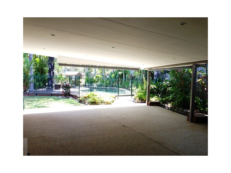 5 Ellwood Close, Kewarra Beach QLD 4879