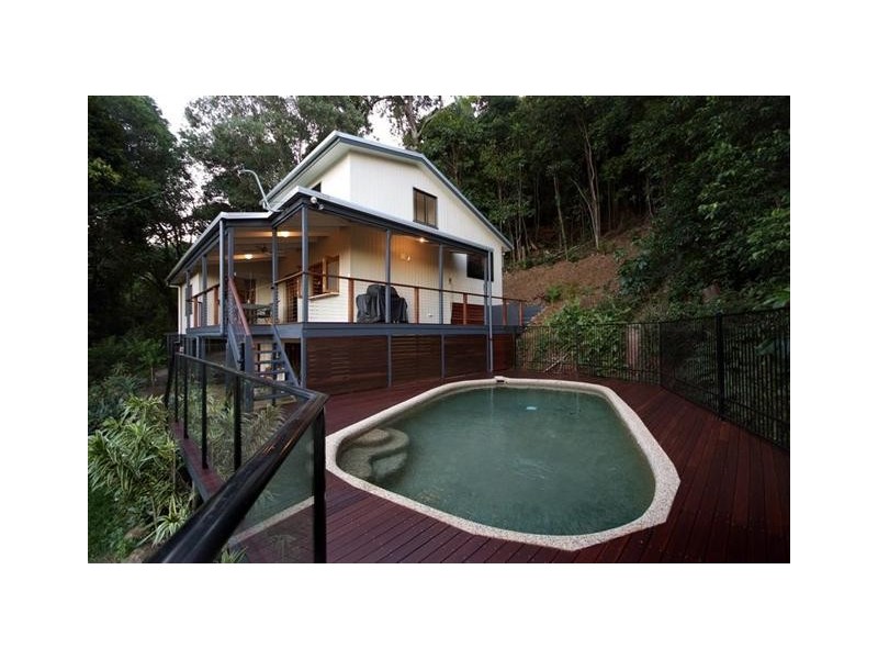 165 Stanton Road, Smithfield QLD 4878