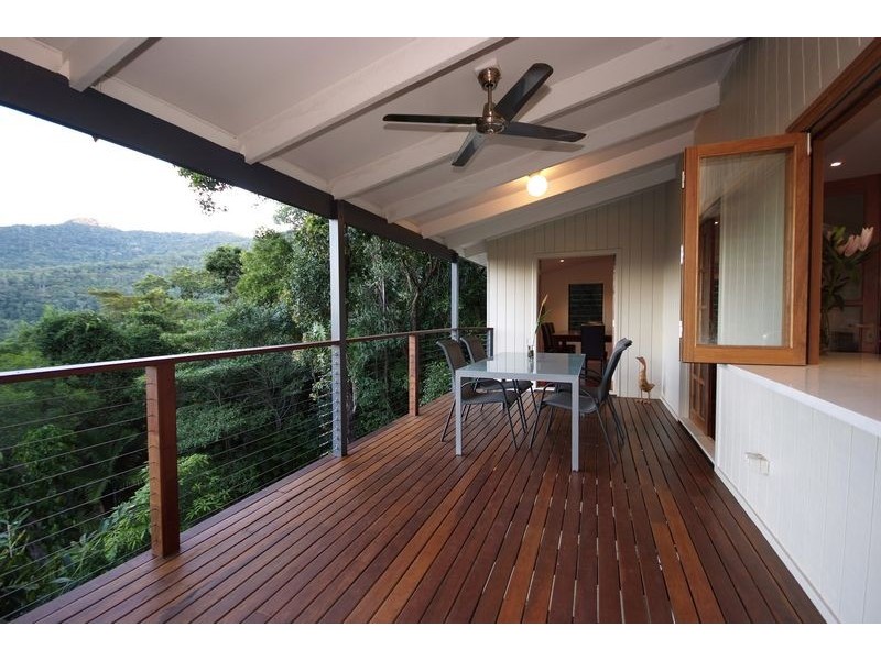 165 Stanton Road, Smithfield QLD 4878