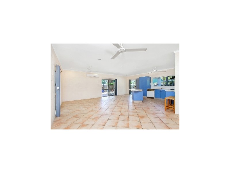 13 Napier Street, Trinity Park QLD 4879