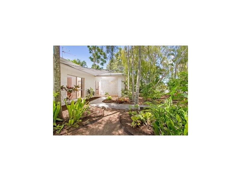 13 Napier Street, Trinity Park QLD 4879