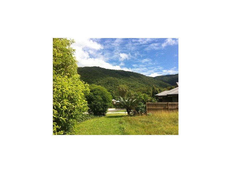 20 Muller Street, Palm Cove QLD 4879