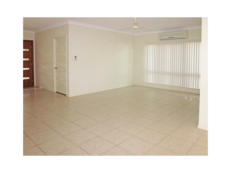 3 Chystanthus Street, Trinity Park QLD 4879