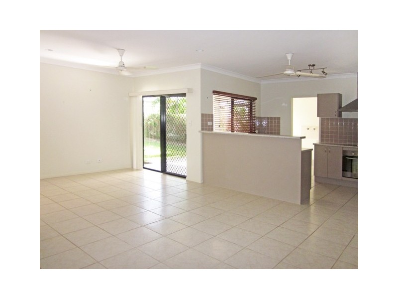 3 Chystanthus Street, Trinity Park QLD 4879