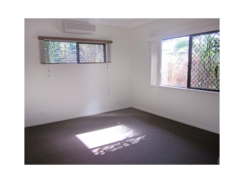 3 Chystanthus Street, Trinity Park QLD 4879