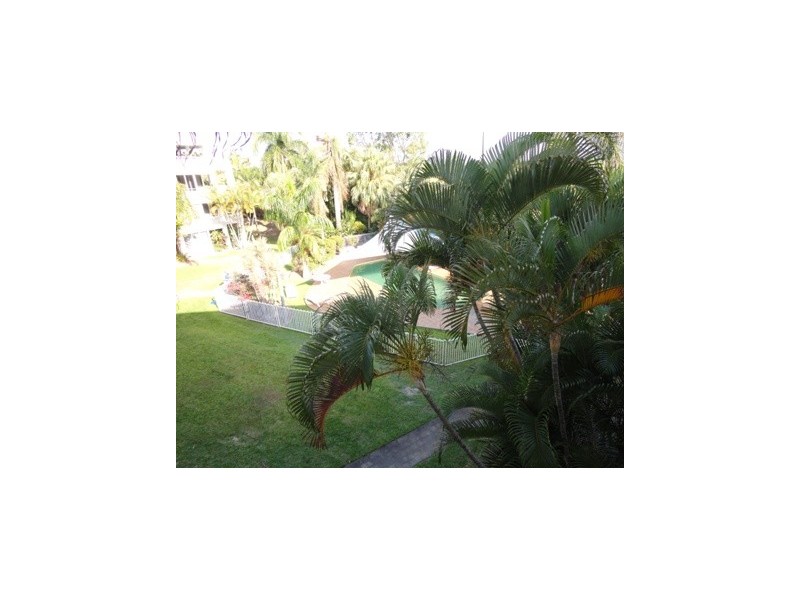 417/1 Coral Coast Drive, Palm Cove QLD 4879