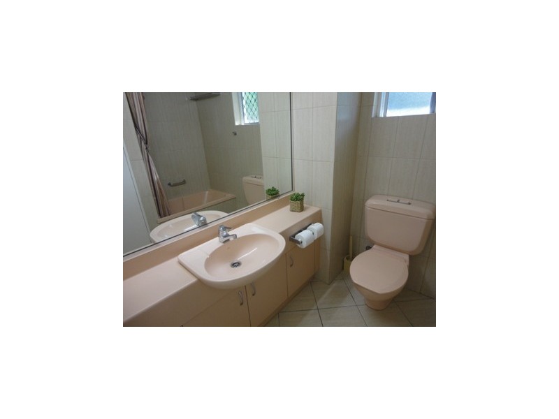 417/1 Coral Coast Drive, Palm Cove QLD 4879