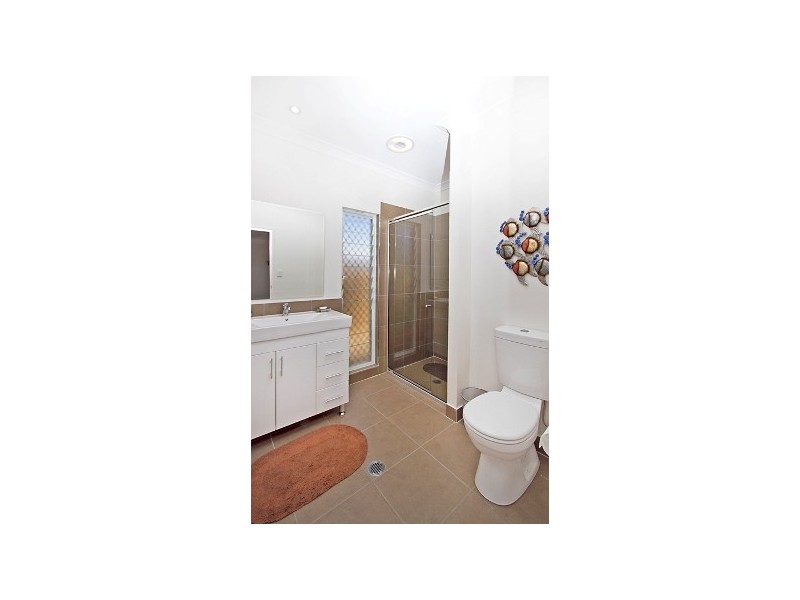 2/60 Landsborough Drive, Smithfield QLD 4878