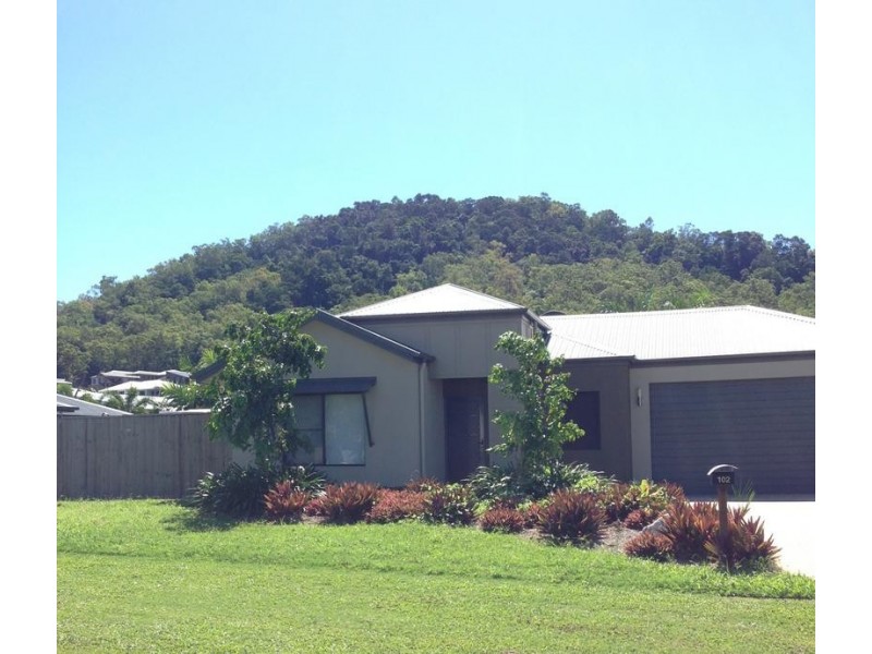 102 Roberts Drive, Trinity Beach QLD 4879