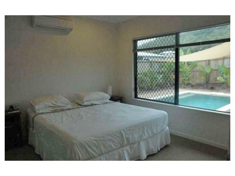 102 Roberts Drive, Trinity Beach QLD 4879