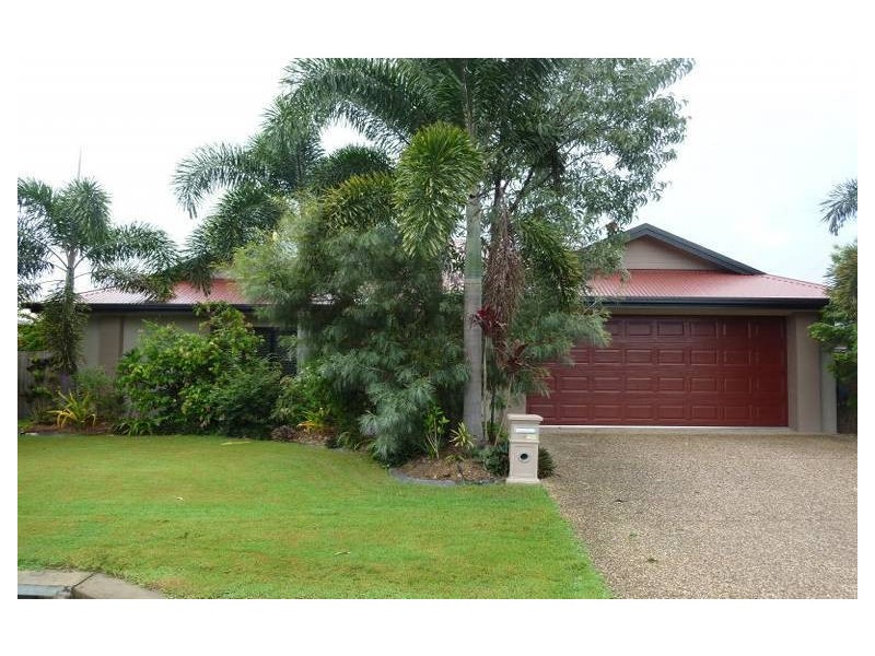 4 Imooya Place, Trinity Park QLD 4879
