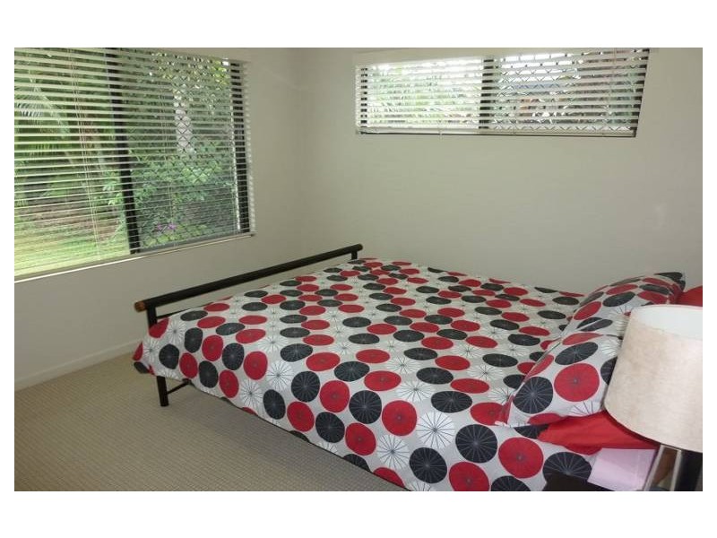 4 Imooya Place, Trinity Park QLD 4879