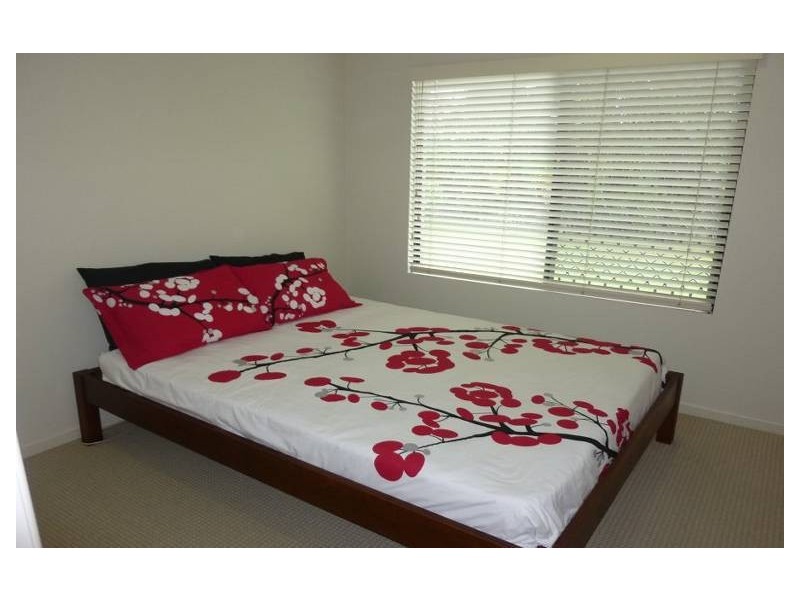4 Imooya Place, Trinity Park QLD 4879
