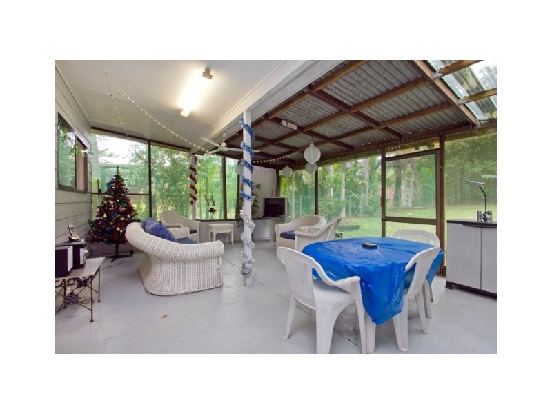 1 Kerryanne Close, Smithfield QLD 4878