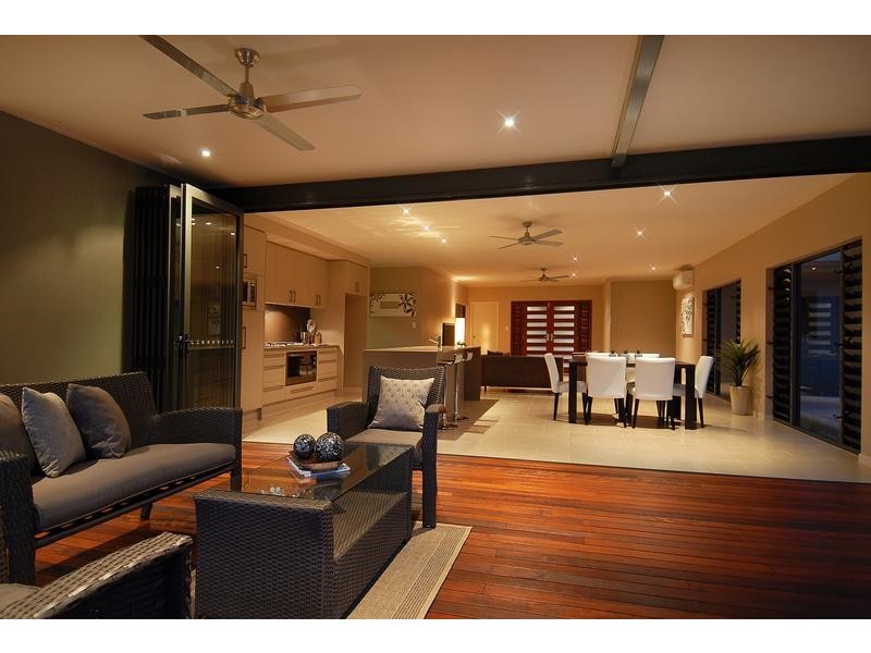 20 Port Close, Trinity Beach QLD 4879