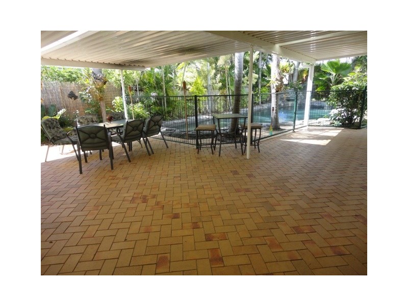 2 Squeaky Close, Kewarra Beach QLD 4879