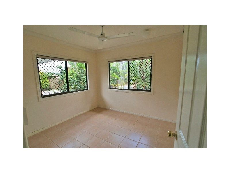 9 Nimba Close, Smithfield QLD 4878