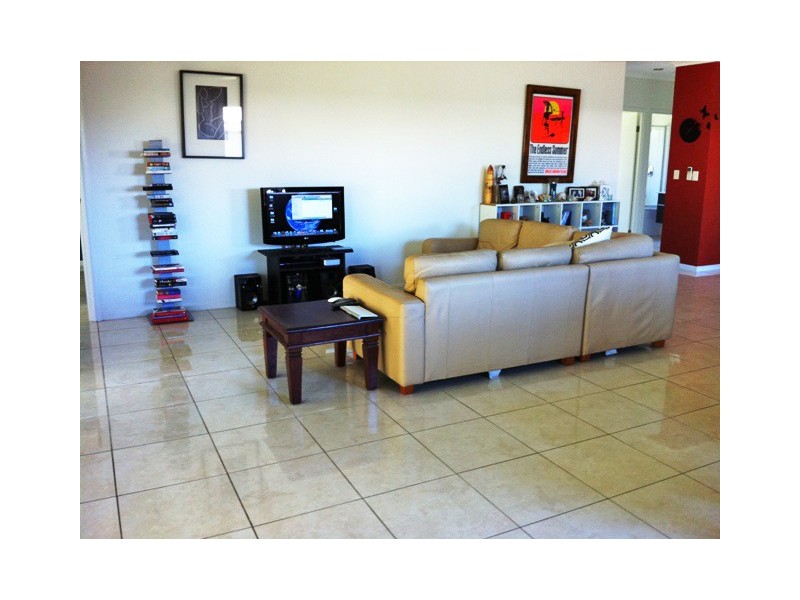 16 Hideaway Close, Palm Cove QLD 4879