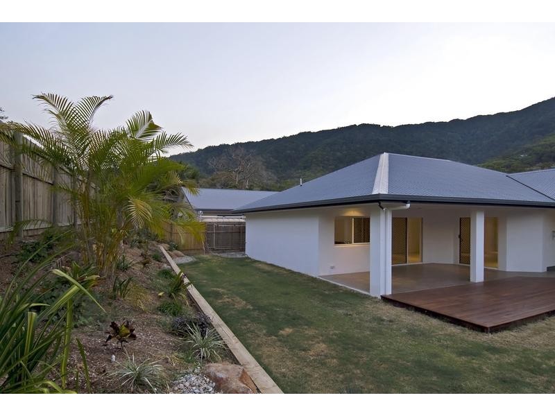 26 Hideaway Close, Palm Cove QLD 4879