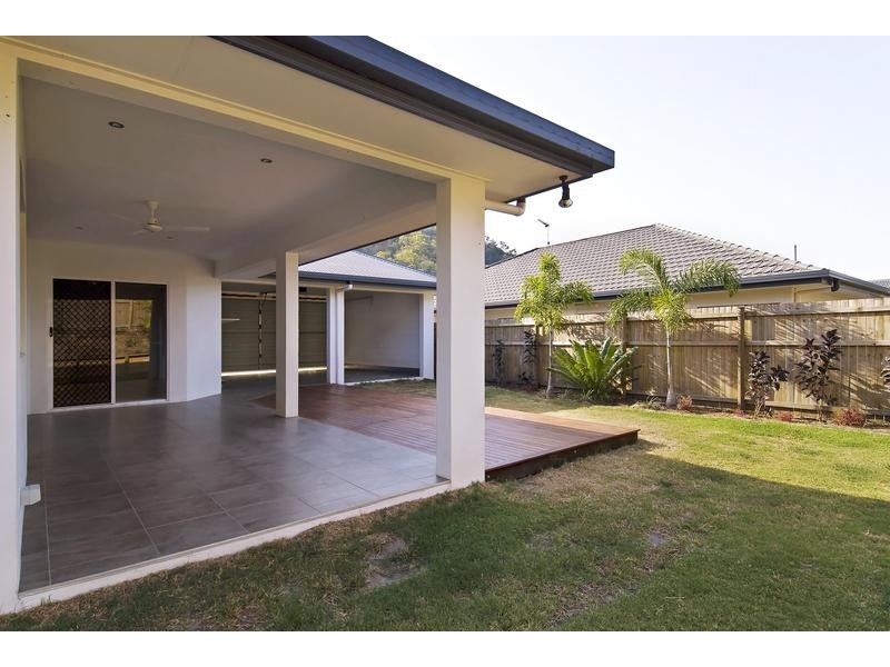 26 Hideaway Close, Palm Cove QLD 4879