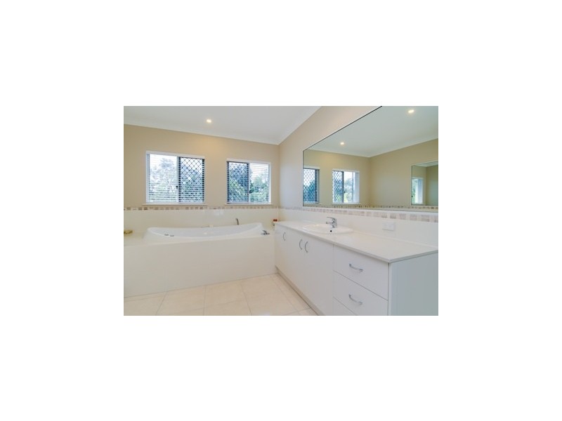 15 Riverside Parade, Trinity Park QLD 4879