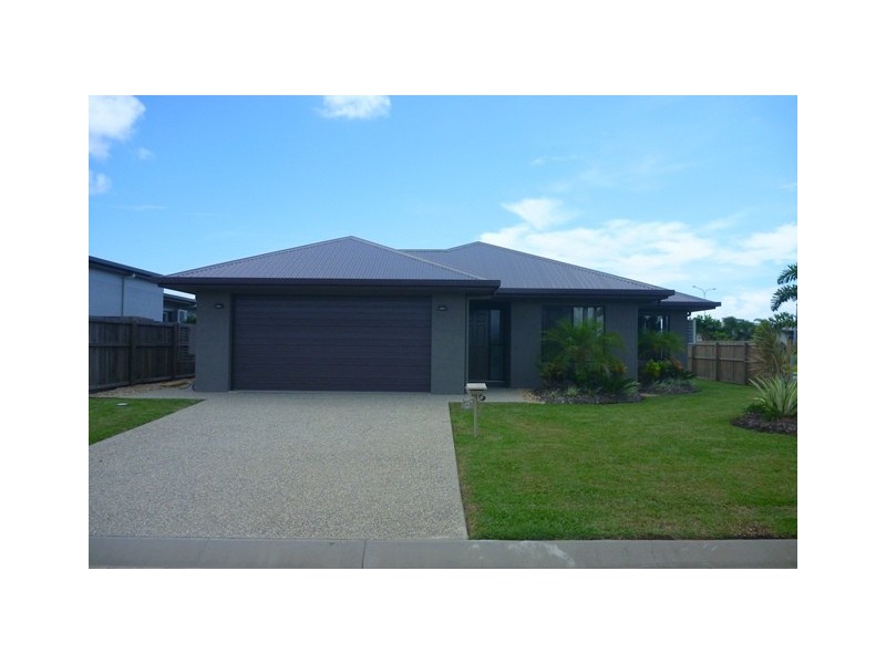 6 Oakville Parade, Trinity Park QLD 4879