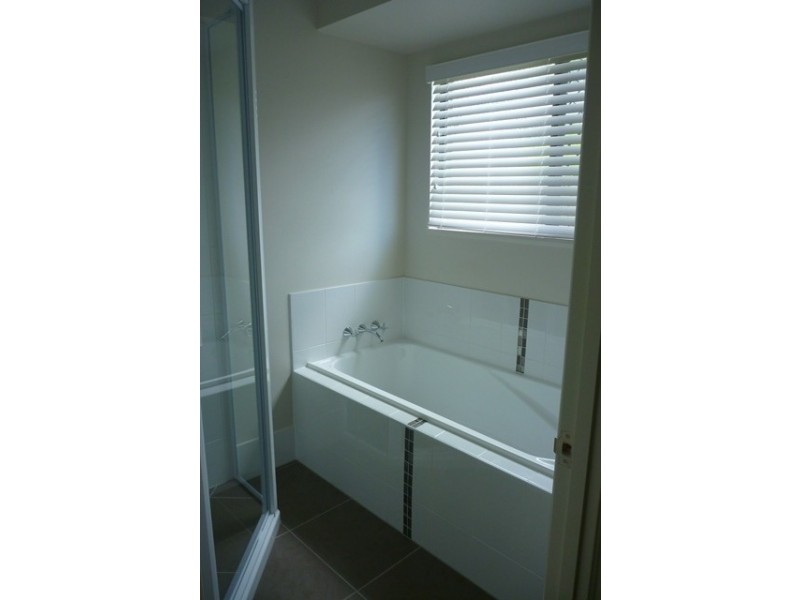 6 Oakville Parade, Trinity Park QLD 4879