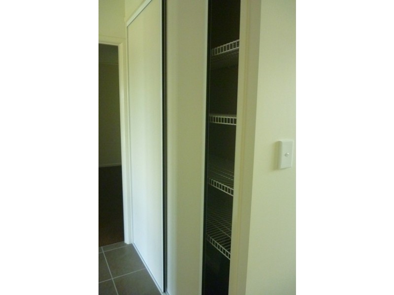 6 Oakville Parade, Trinity Park QLD 4879