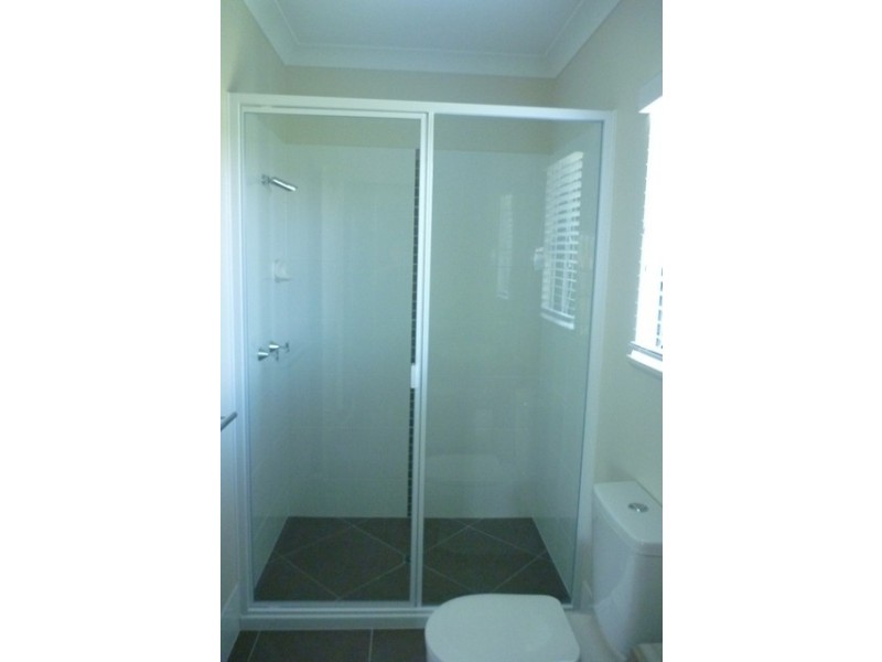 6 Oakville Parade, Trinity Park QLD 4879