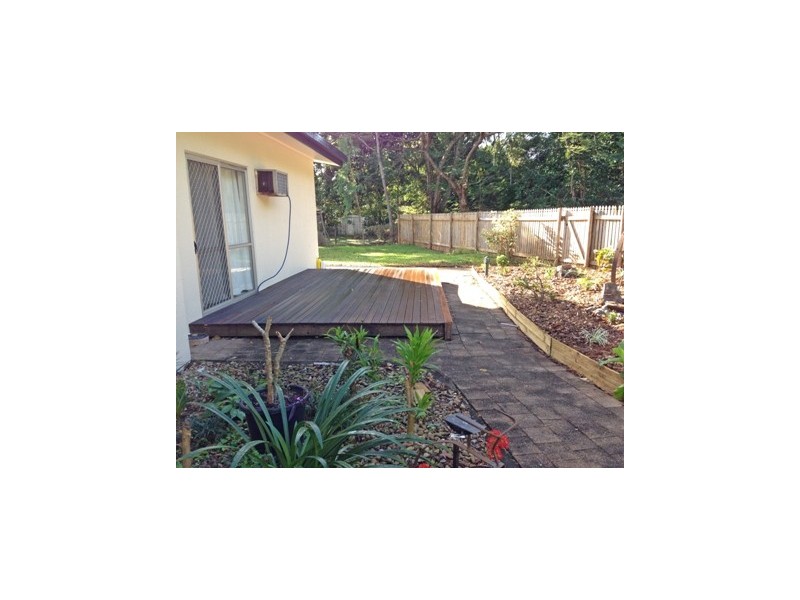 12 Cumberland Street, Smithfield QLD 4878