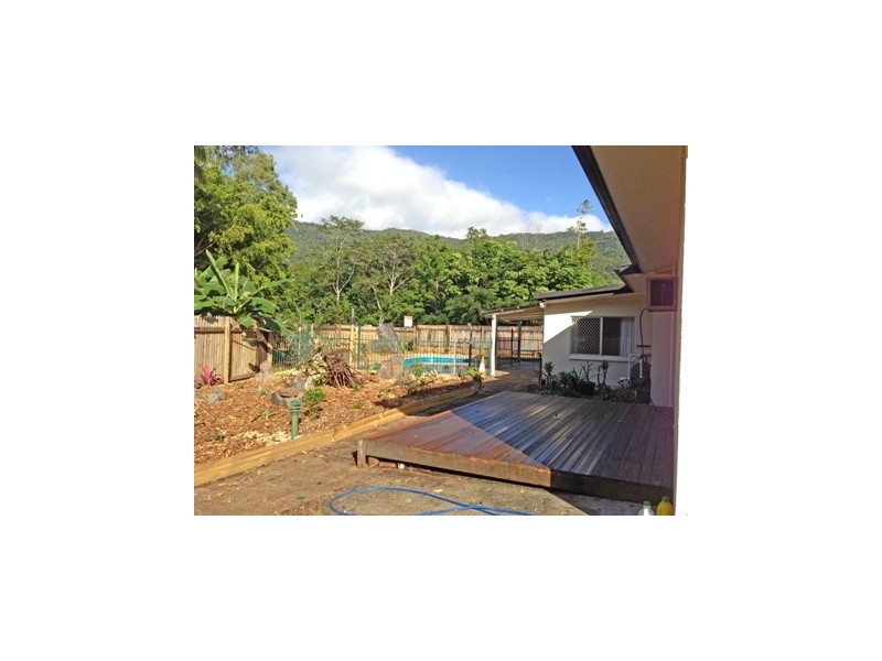 12 Cumberland Street, Smithfield QLD 4878