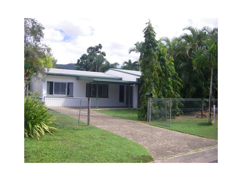 5 Kimberley St, Trinity Park QLD 4879