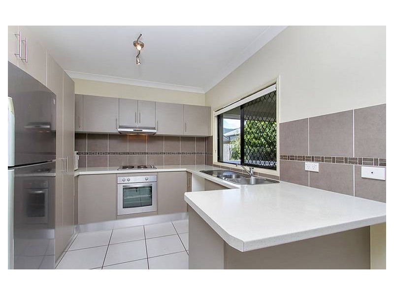 16 Seton Street, Trinity Park QLD 4879