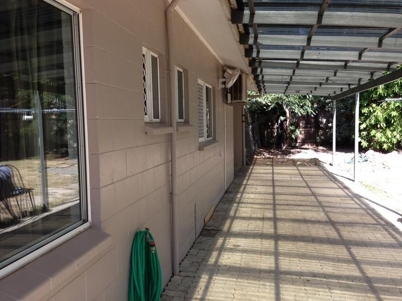 1 Ellwood Close, Kewarra Beach QLD 4879