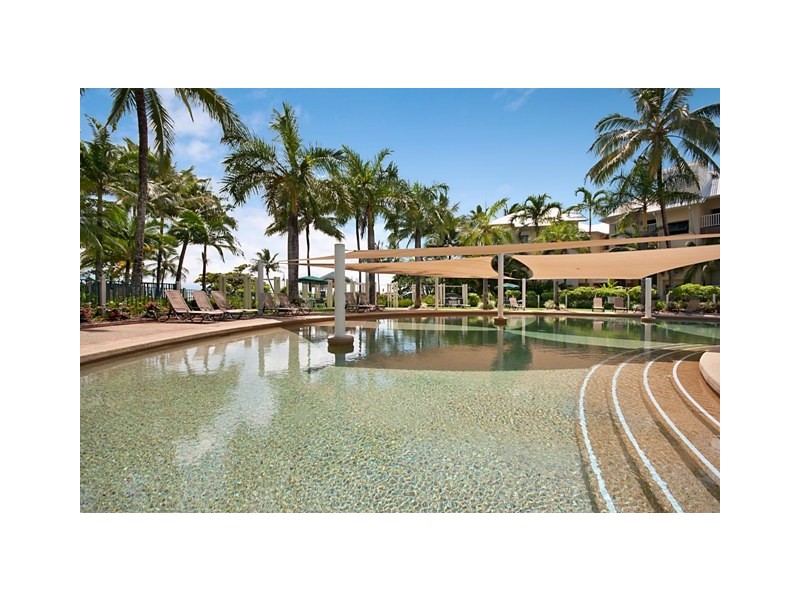 13/65 Vasey Esplanade, Trinity Beach QLD 4879