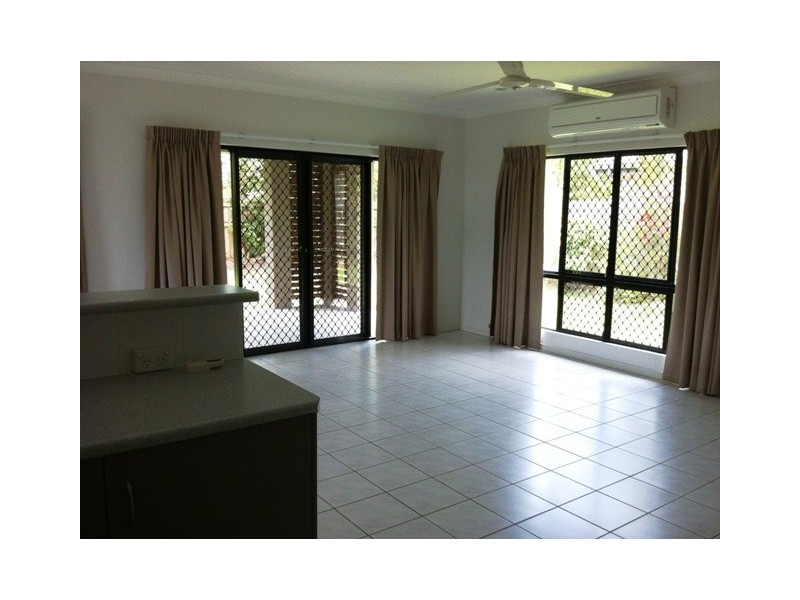 7 Imooya Place, Trinity Park QLD 4879