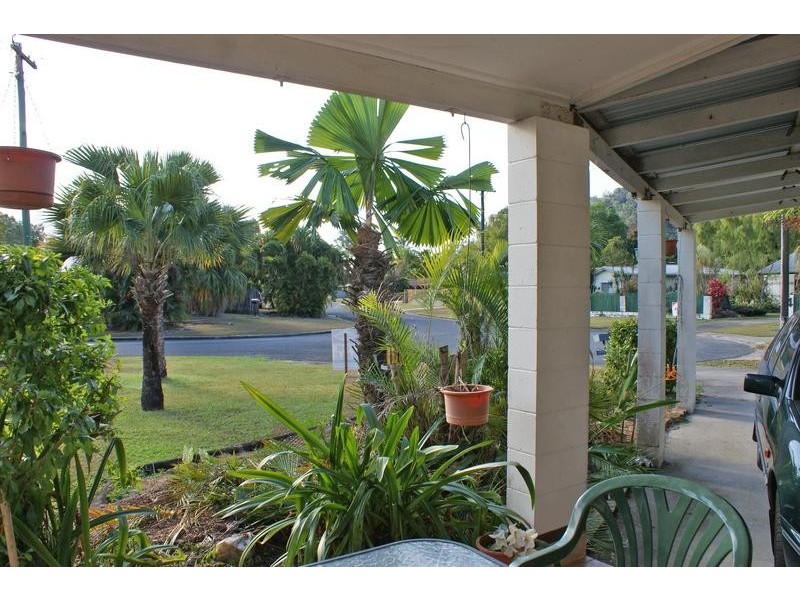 3 Napier Street, Trinity Park QLD 4879