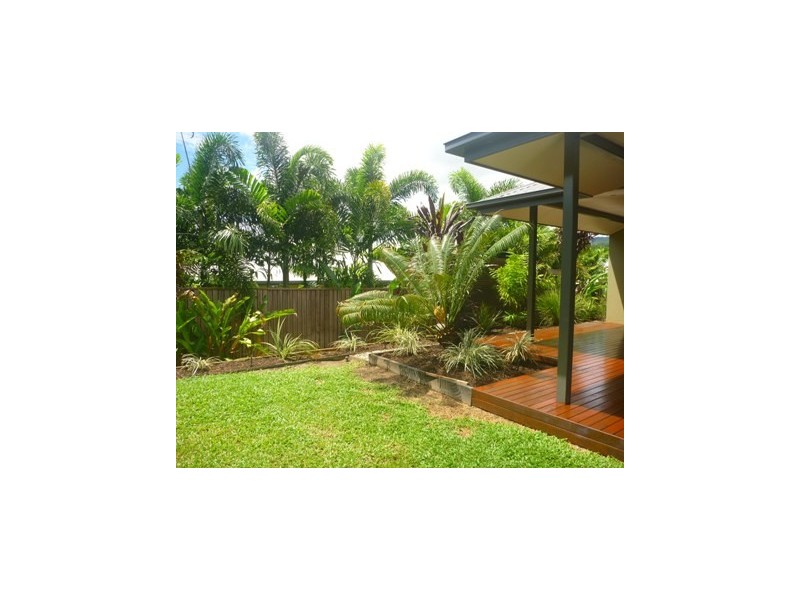 20 Port Close, Trinity Beach QLD 4879