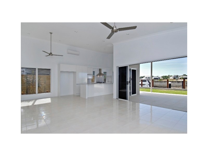 20 Brindabella Quay, Trinity Park QLD 4879