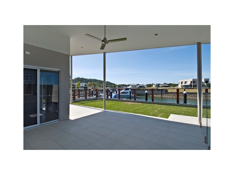 20 Brindabella Quay, Trinity Park QLD 4879
