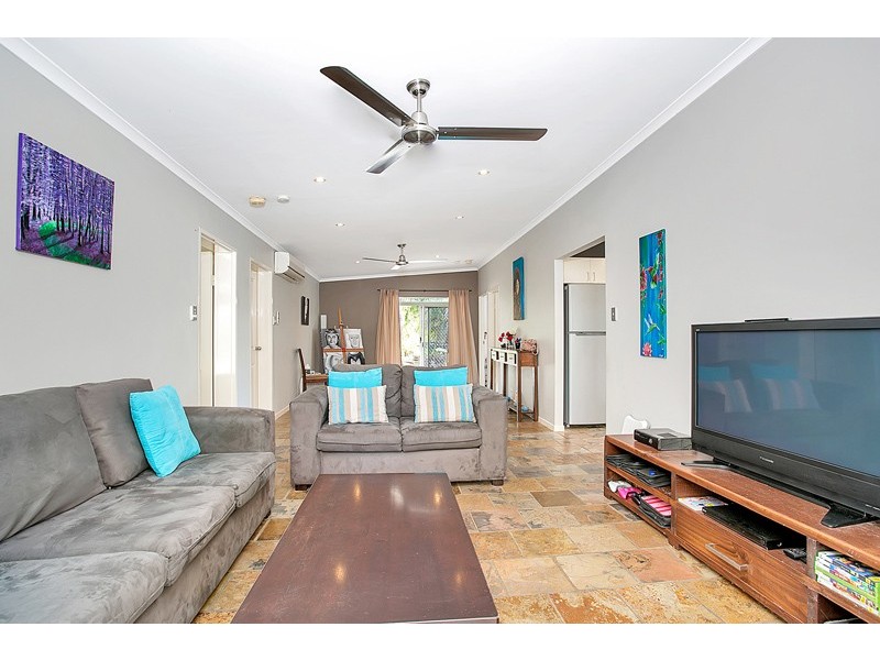 7 Carolyn Close, Yorkeys Knob QLD 4878