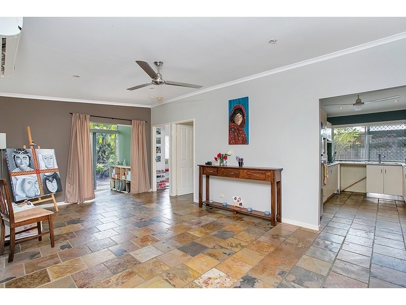 7 Carolyn Close, Yorkeys Knob QLD 4878